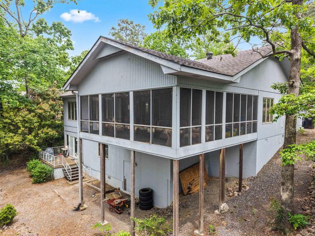 61 Alicante Way, Hot Springs Village, AR 71909