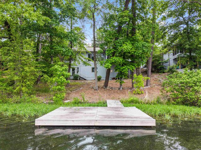 61 Alicante Way, Hot Springs Village, AR 71909