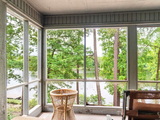 61 Alicante Way, Hot Springs Village, AR 71909