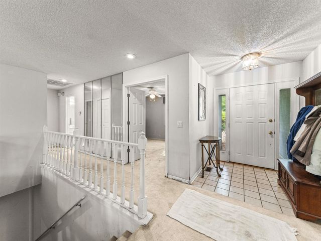 61 Alicante Way, Hot Springs Village, AR 71909
