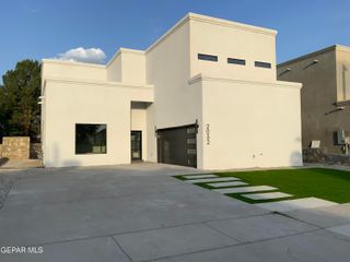 2052 Crystal Ridge Street, El Paso, TX 79938