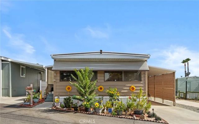 1700 S State 6, Hemet, CA 92543