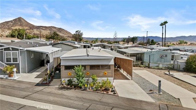 1700 S State 6, Hemet, CA 92543