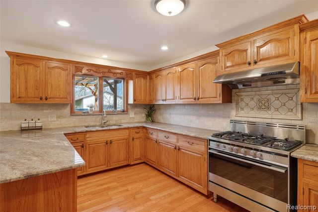 4425 Bethuy Road, Casco, MI 48064