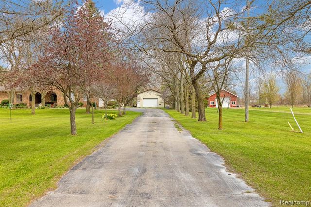 4425 Bethuy Road, Casco, MI 48064