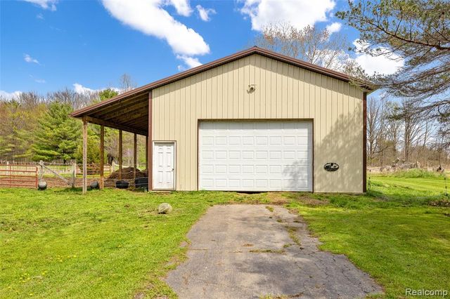 4425 Bethuy Road, Casco, MI 48064