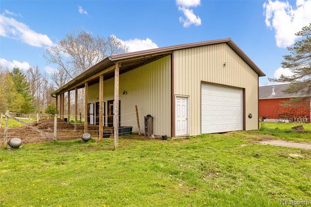 4425 Bethuy Road, Casco, MI 48064