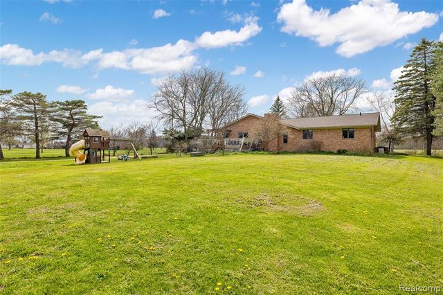 4425 Bethuy Road, Casco, MI 48064