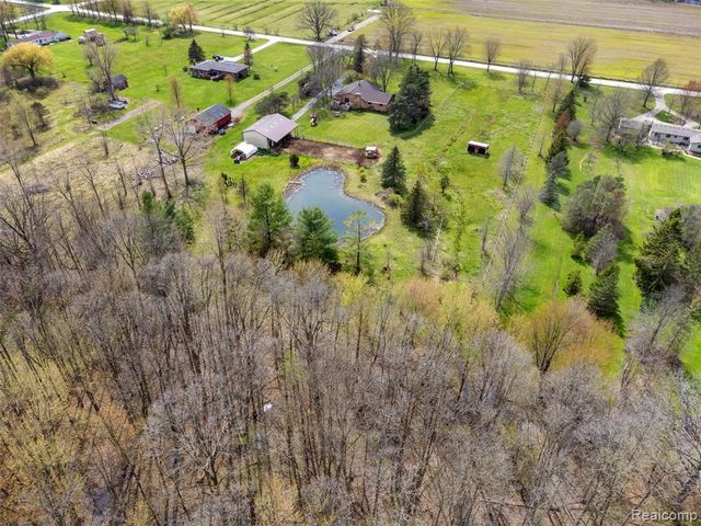 4425 Bethuy Road, Casco, MI 48064