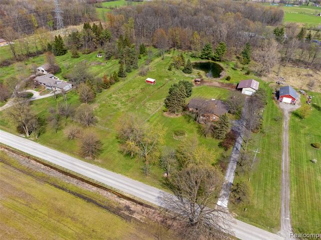 4425 Bethuy Road, Casco, MI 48064