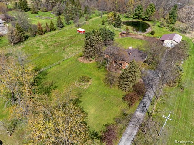 4425 Bethuy Road, Casco, MI 48064