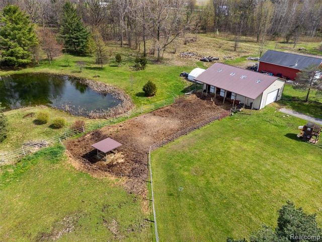 4425 Bethuy Road, Casco, MI 48064