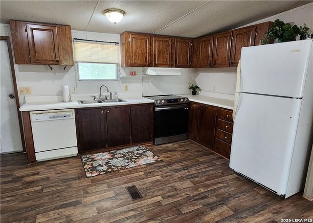 2113 Zion Hill, Seguin, TX 78155