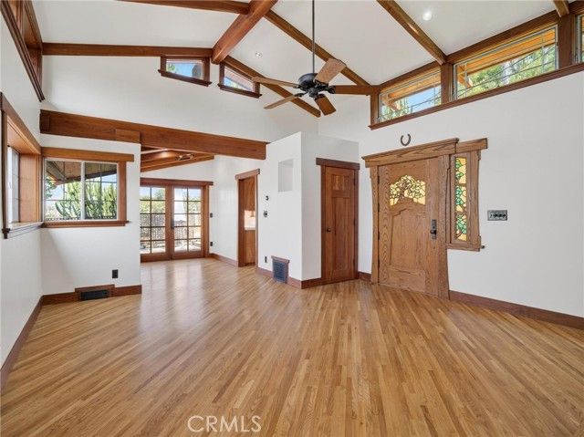 3950 De Longpre Avenue, Los Angeles, CA 90027