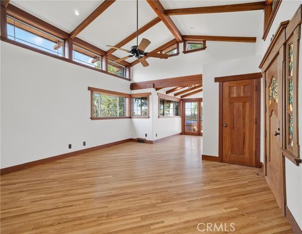 3950 De Longpre Avenue, Los Angeles, CA 90027