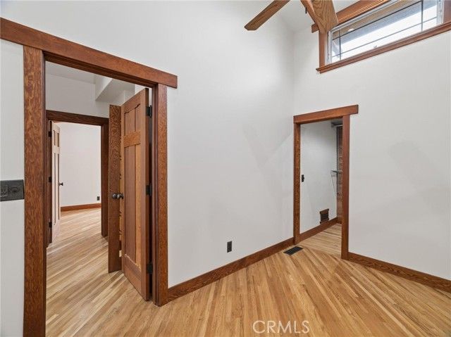 3950 De Longpre Avenue, Los Angeles, CA 90027