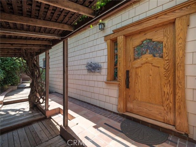 3950 De Longpre Avenue, Los Angeles, CA 90027
