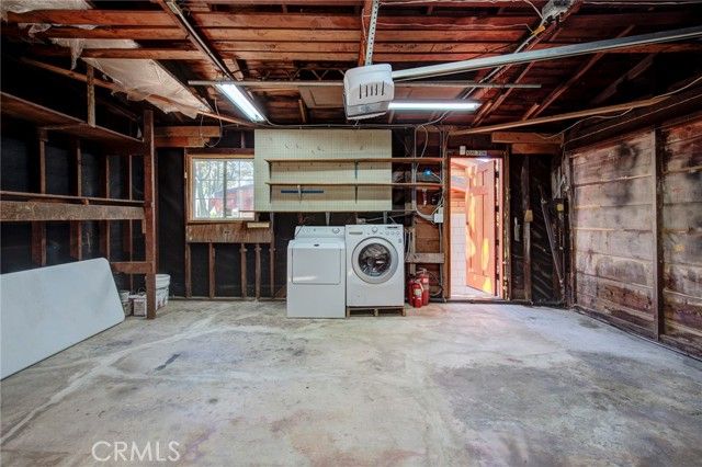 3950 De Longpre Avenue, Los Angeles, CA 90027