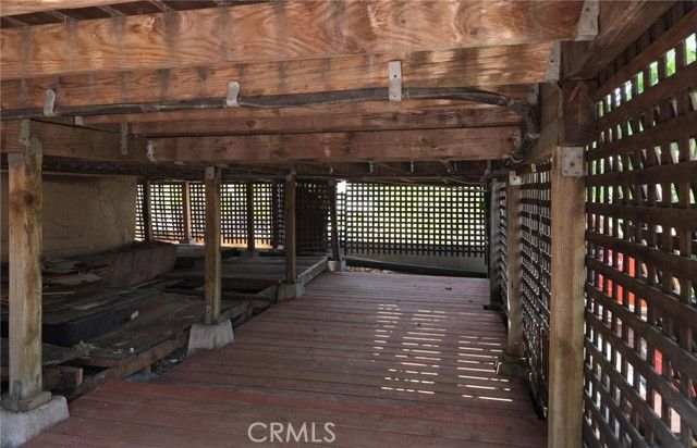 3950 De Longpre Avenue, Los Angeles, CA 90027