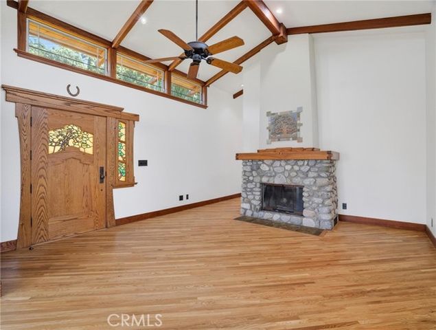 3950 De Longpre Avenue, Los Angeles, CA 90027