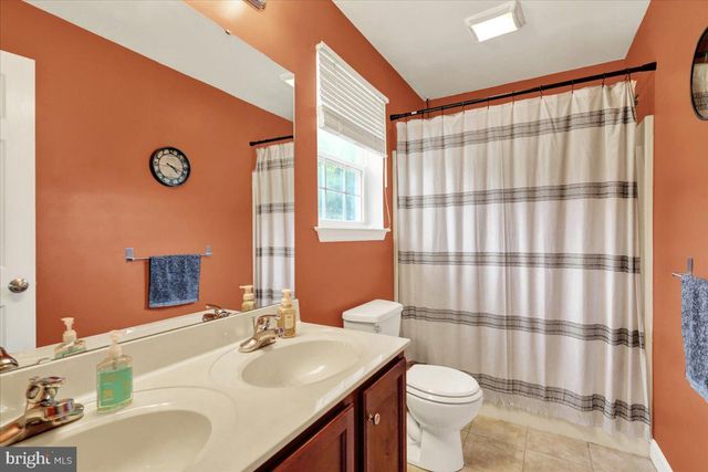 702 WATER ST, Temple, PA 19560