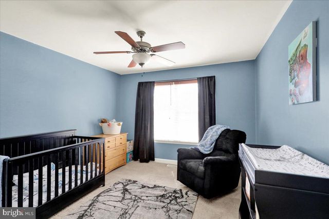 702 WATER ST, Temple, PA 19560