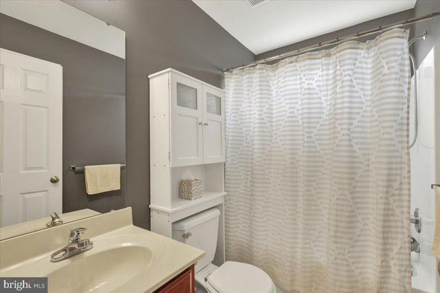 702 WATER ST, Temple, PA 19560