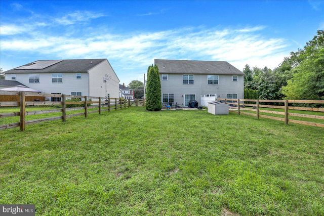 702 WATER ST, Temple, PA 19560
