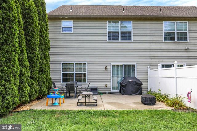 702 WATER ST, Temple, PA 19560
