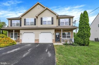 702 WATER ST, Temple, PA 19560