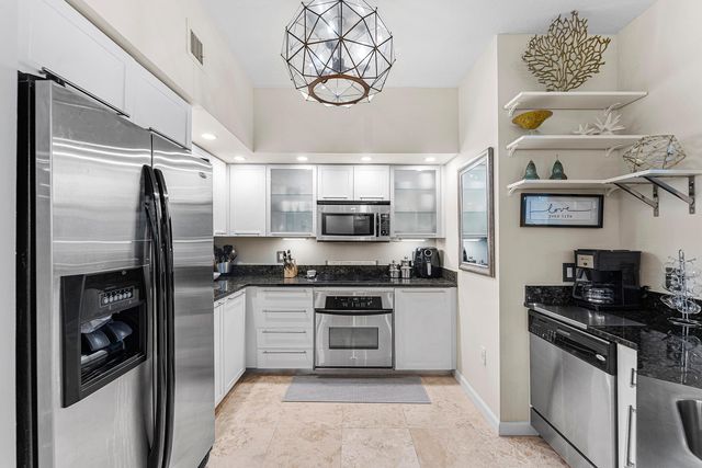 235 NE 1ST Avenue 503, Delray Beach, FL 33444