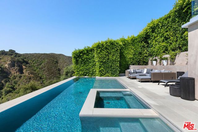 1550 Casale Road, Pacific Palisades (los Angeles), CA 90272