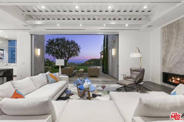 1550 Casale Road, Pacific Palisades (los Angeles), CA 90272