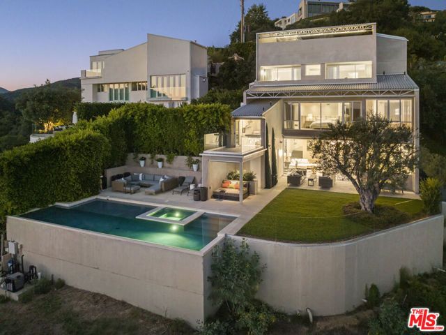 1550 Casale Road, Pacific Palisades (los Angeles), CA 90272