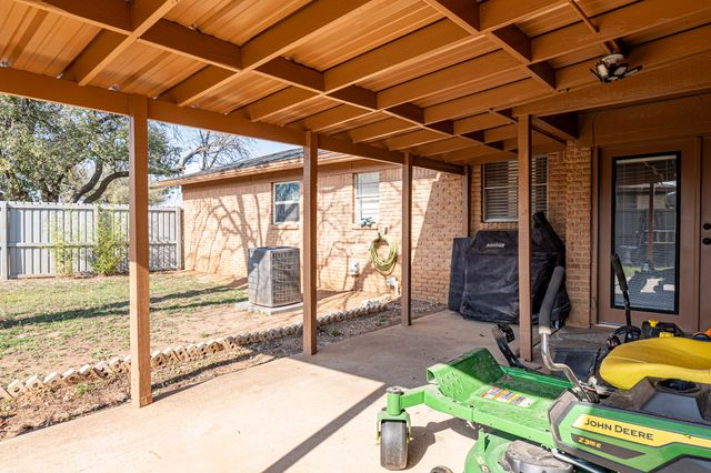 801 Westridge Circle, Breckenridge, TX 76424