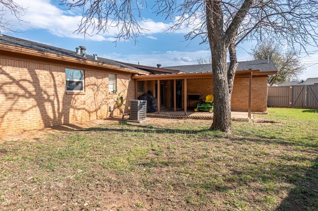 801 Westridge Circle, Breckenridge, TX 76424