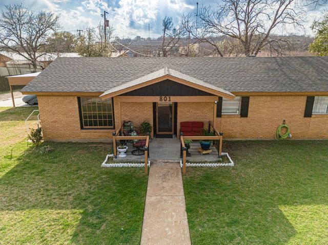 801 Westridge Circle, Breckenridge, TX 76424