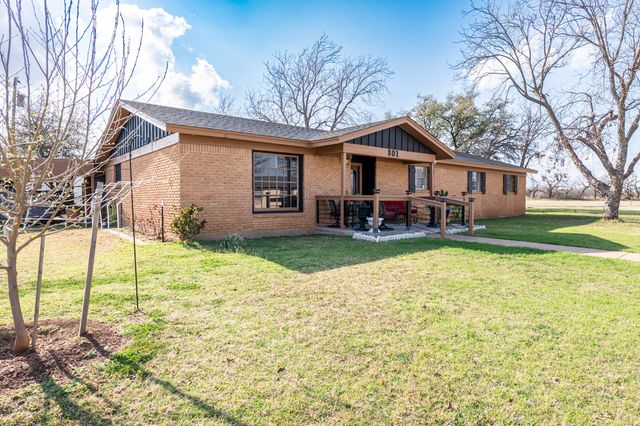 801 Westridge Circle, Breckenridge, TX 76424