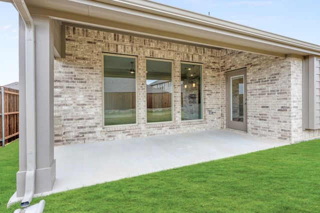 1617 Community Drive, Cedar Hill, TX 75116