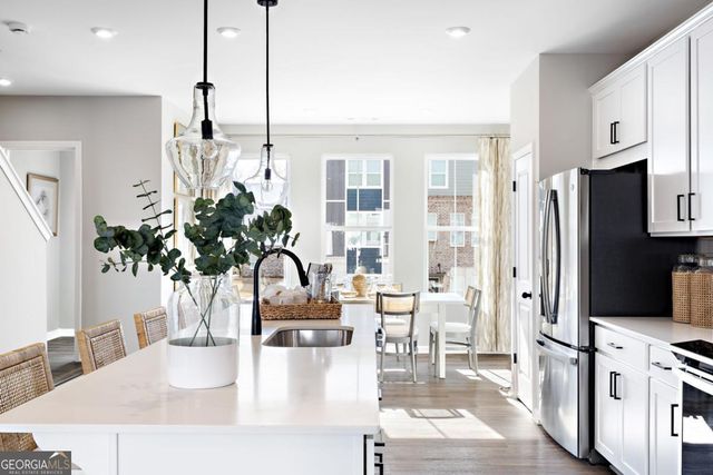 801 Cameron Trail, Acworth, GA 30102