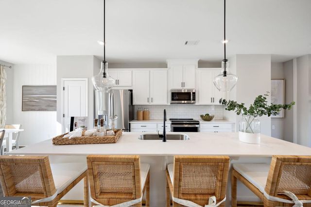 801 Cameron Trail, Acworth, GA 30102