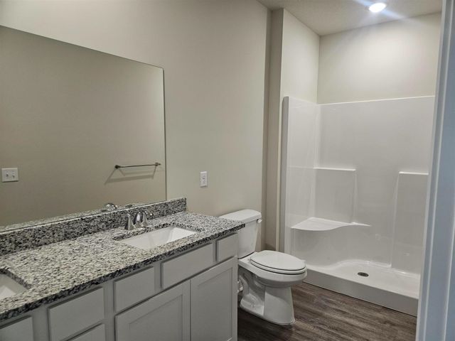 1033 N Forestview St, Wichita, KS 67235