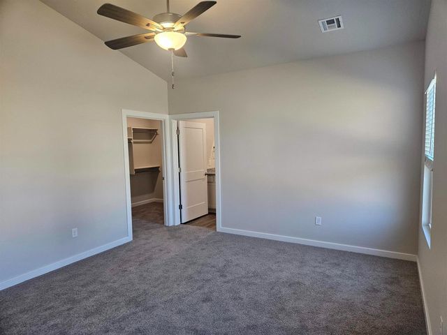 1033 N Forestview St, Wichita, KS 67235