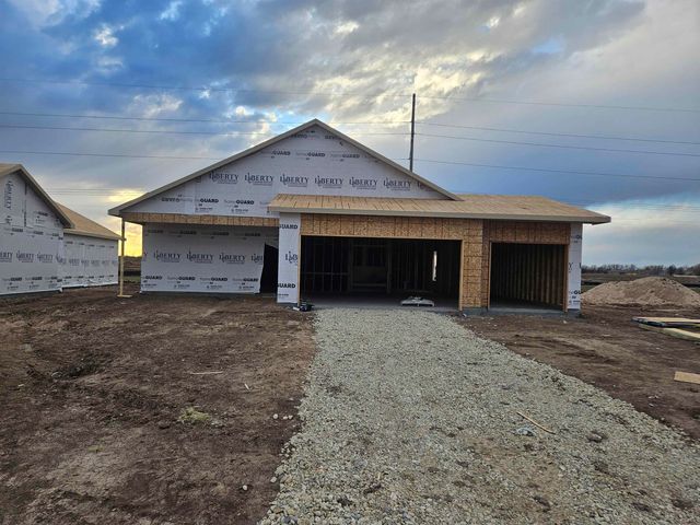 1033 N Forestview St, Wichita, KS 67235