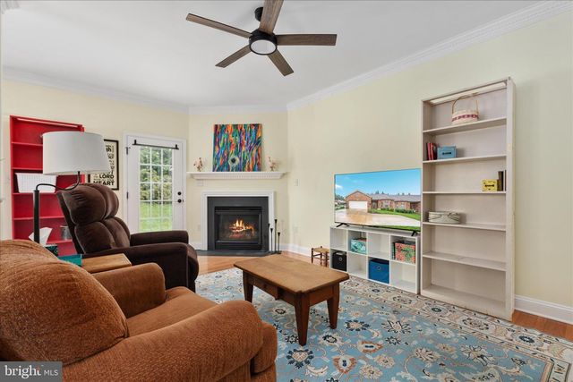 140 DONNA DR, Woodstock, VA 22664