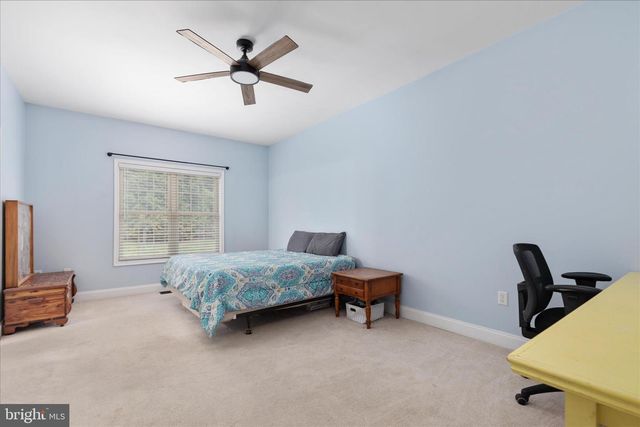140 DONNA DR, Woodstock, VA 22664