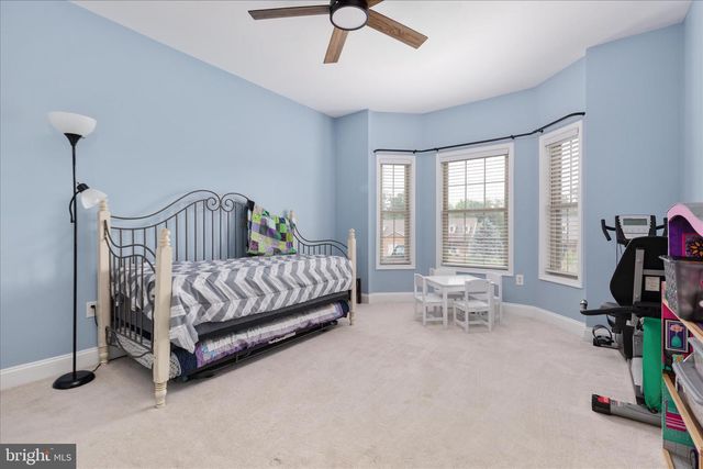 140 DONNA DR, Woodstock, VA 22664