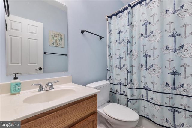 140 DONNA DR, Woodstock, VA 22664