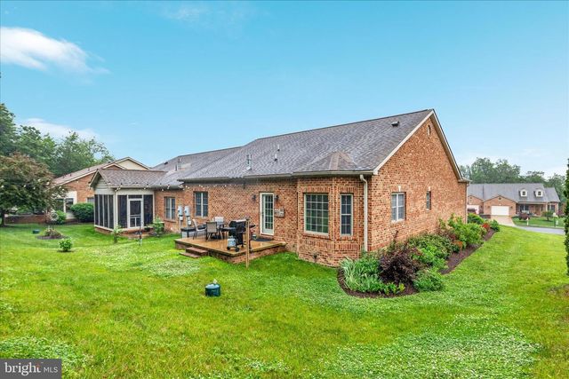 140 DONNA DR, Woodstock, VA 22664