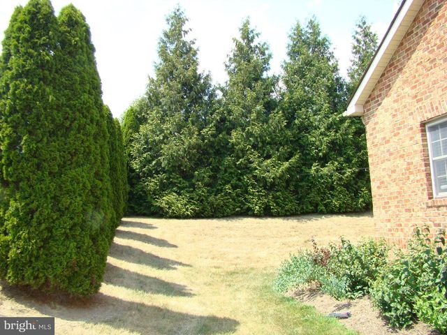140 DONNA DR, Woodstock, VA 22664